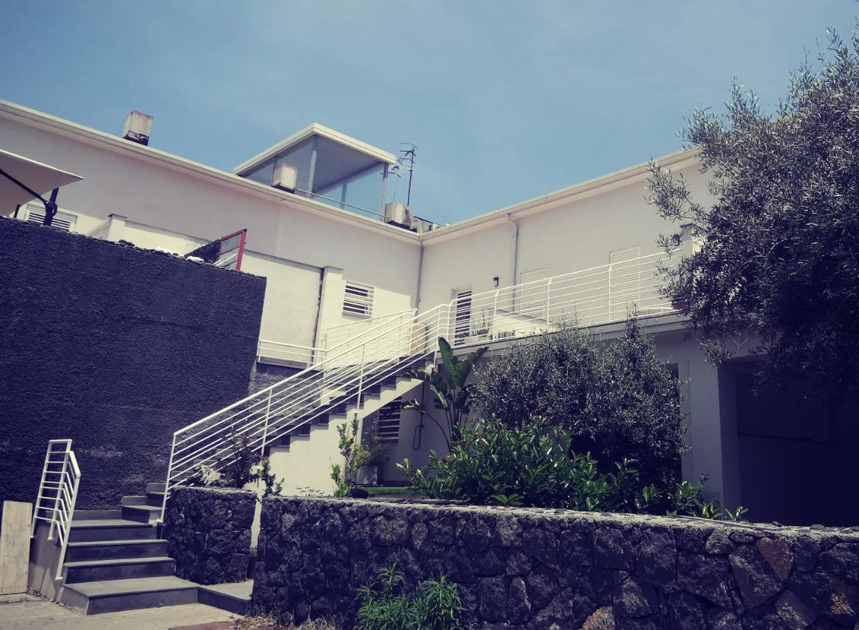 La Casa Dei Capperi - The House Of Capers 1 Apartment Acireale Exterior foto